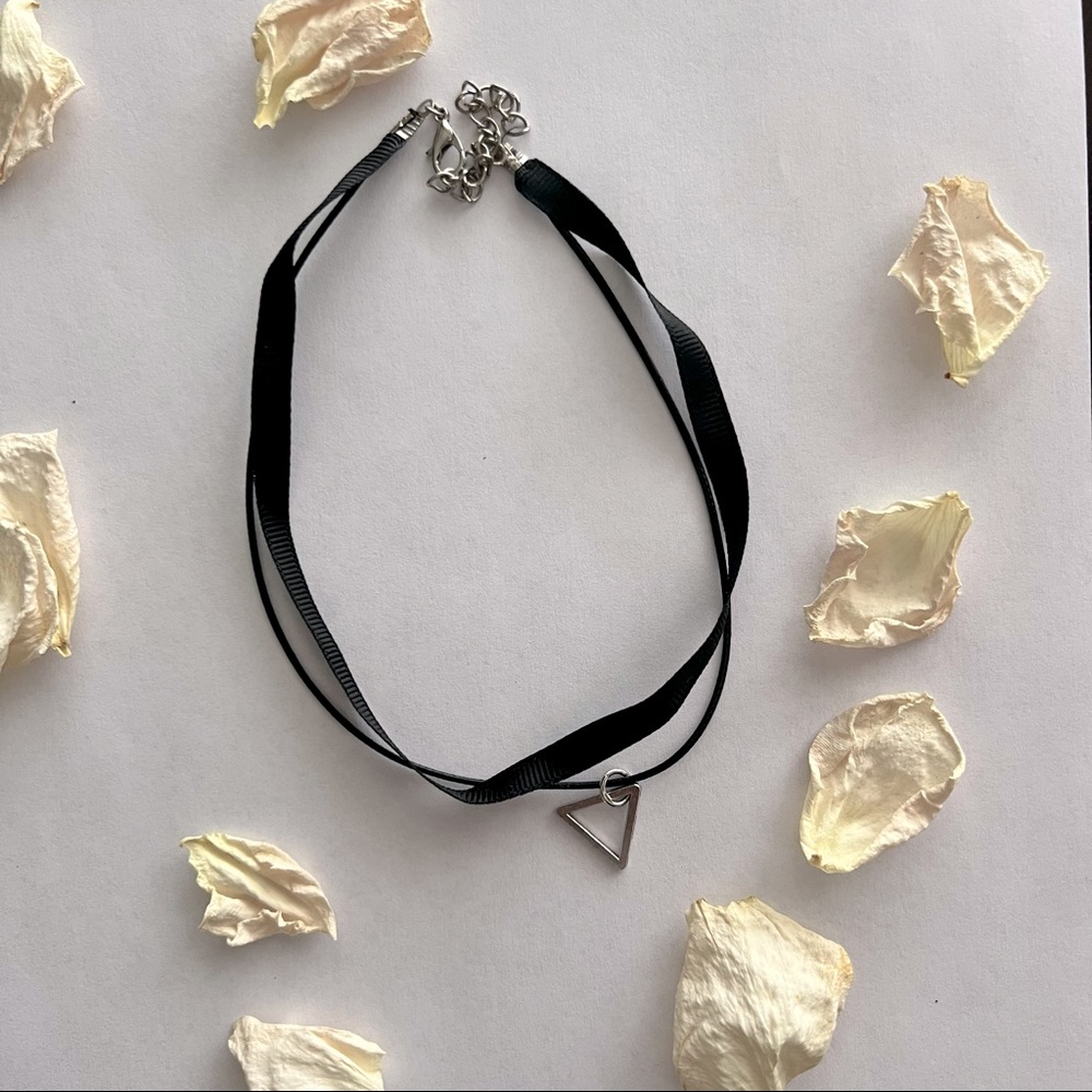 Black Triangle Ribbon Choker Necklace